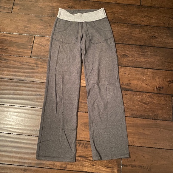 Lululemon pants - Picture 2 of 5
